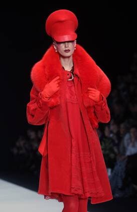 MOSCOW, RUSSIA â€“ OCTOBER 13, 2016: A model showcases a creation during a runway show for the Spring Summer 2017 collection by designer Slava Zaitsev at the Mercedes-Benz Fashion Week Russia in the Manege Central Exhibition Hall. Vyacheslav Prokofyev TASS  TS0346AF