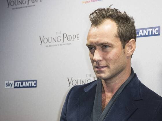 London, UK. 13 October 2016. Actor Jude Law at the UK premiere of the Sky Original Production The Young Pope. The 10-part series, created by Academy Award-winning director Paolo Sorrentino will be broadcast exclusively on Sky Atlantic from 27th October. Jude Law, The Young Pope, London, UK 