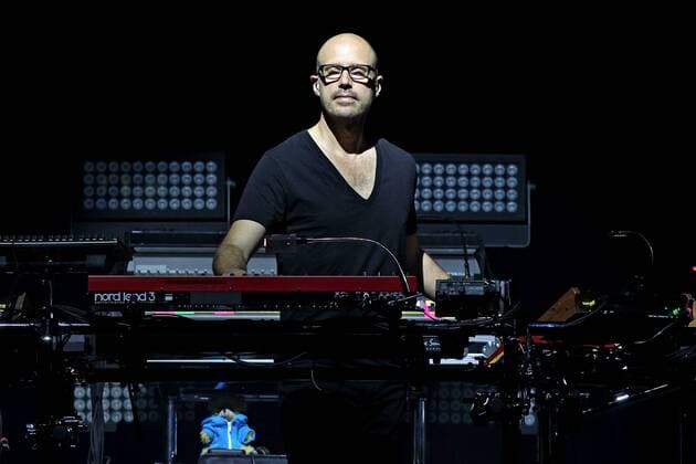SCHILLER LIVE 2016. Keyboarder Christopher von Deylen ( Schiller ) während eines Konzertes im Rahmen seiner SCHILLER LIVE 2016 - Tour am 13.10.2016 vor 3.500 Fans in der Arena Leipzig.