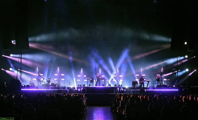 SCHILLER LIVE 2016. Keyboarder Christopher von Deylen ( Schiller ) während eines Konzertes im Rahmen seiner SCHILLER LIVE 2016 - Tour am 13.10.2016 vor 3.500 Fans in der Arena Leipzig.