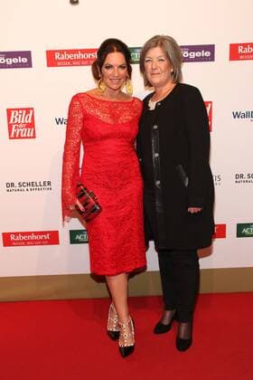 Christine Neubauer und Petra Jenal bei der Verleihung Goldene Bild der Frau 2016 -Deutschlands starke Frauen am 13.10.2016 in Hamburg Das Goldene Bild der Frau Verleihung 2016 in Hamburg 