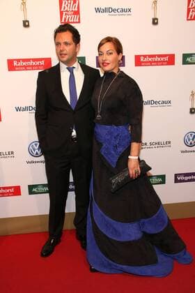 Julia Dahmen und ihr Ehemann Carlo Fiorito bei der Verleihung Goldene Bild der Frau 2016 -Deutschlands starke Frauen am 13.10.2016 in Hamburg Das Goldene Bild der Frau Verleihung 2016 in Hamburg 
