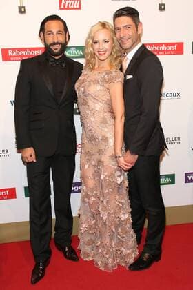 Bilder des Tages Massimo Sinato mit Isabel Edvardsson und Marcus Wei§ bei der Verleihung Goldene Bild der Frau 2016 -Deutschlands starke Frauen am 13.10.2016 in Hamburg Das Goldene Bild der Frau Verleihung 2016 in Hamburg 