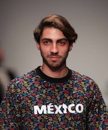 A model presents the creations of the spring-summer 2017 collection by Mexican brand Xico during the 4th journey of Mexico Fashion Week in Mexico City, Mexico, 13 October 2016. EFE Mario Guzman MEXICO FASHION WEEK !ACHTUNG: NUR REDAKTIONELLE NUTZUNG!  MEX010 20161014-636120104176515182
