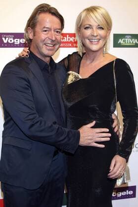 Bilder des Tages Ulla Kock am Brink mit ihrem Freund Peter Fissenewert bei der 10. Verleihung der Goldenen Bild der Frau 2016 im Hamburger Stage Theater. Hamburg, 13.10.2016 Foto:xgbrcix xFuturexImage