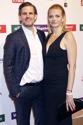 Steffen Groth mit Freundin Ana Grosse Halbuer bei der 10. Verleihung der Goldenen Bild der Frau 2016 im Hamburger Stage Theater. Hamburg, 13.10.2016 Foto:xgbrcix xFuturexImage