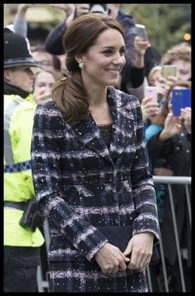 . 14 10 2016. Manchester, United Kingdom. The Duke and Duchess of Cambridge arriving at the National Football Museum in Manchester.  xStephenxLockx xi-Imagesx IIM-13603-0015