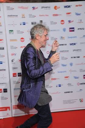 Der Regisseur Christopher Doyle posiert am 14.10.2016 in Köln auf dem roten Teppich beim International Film Award NRW im Rahmen des Film Festival Cologne. (vormals: Cologne Conference) ein internationales Film- und Fernsehfestival in Köln.