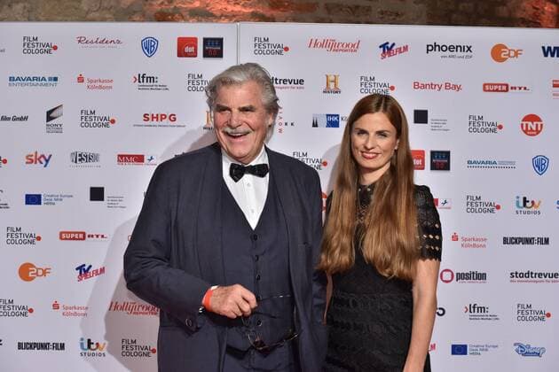Der Schauspieler Peter Simonischek und die Produzentin des Films Toni Erdmann Janine Jackowski posiert am 14.10.2016 in Köln auf dem roten Teppich beim International Film Award NRW im Rahmen des Film Festival Cologne. (vormals: Cologne Conference) ein internationales Film- und Fernsehfestival in Köln.