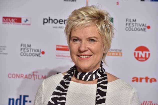 Die Moderatorin Birgit „Biggi Lechtermann posiert am 14.10.2016 in Köln auf dem roten Teppich beim International Film Award NRW im Rahmen des Film Festival Cologne. (vormals: Cologne Conference) ein internationales Film- und Fernsehfestival in Köln.