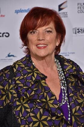 Filmproduzentin Regina Ziegler posiert am 14.10.2016 in Köln auf dem roten Teppich beim International Film Award NRW im Rahmen des Film Festival Cologne. (vormals: Cologne Conference) ein internationales Film- und Fernsehfestival in Köln.