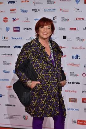 Filmproduzentin Regina Ziegler posiert am 14.10.2016 in Köln auf dem roten Teppich beim International Film Award NRW im Rahmen des Film Festival Cologne. (vormals: Cologne Conference) ein internationales Film- und Fernsehfestival in Köln.