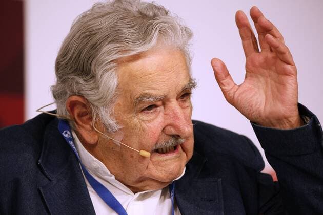 IAPA Konferenz in Mexiko-Stadt Uruguay s former President Jose Mujica takes part at a conference during the 72nd General Assembly of the Inter American Press Association in Mexico City, Mexico, 14 October 2016. Donald Trump s attacks to the press have been the main topic of the conference today. EFE Jorge Nunez GENERAL ASSEMBLY OF THE INTER AMERICAN PRESS ASSOCIATION !ACHTUNG: NUR REDAKTIONELLE NUTZUNG!  MEX001 20161015-636120968120966508