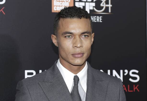 Ismael Cruz Cordova arrives on the red carpet at a Special World Premiere Presentation of Billy Lynn s Long Halftime Walk part of New York Film Festival at AMC Loews Lincoln Square 13 Theater on October 14, 2016 in New York City.  NYP20161014114 JOHNxANGELILLO