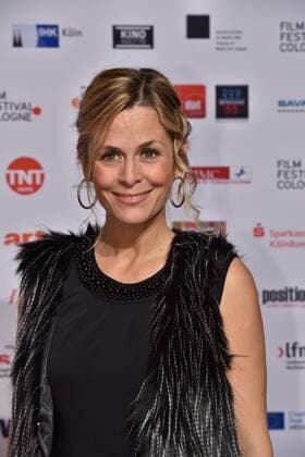 Die Schauspielerin Tanja Lanaeus posiert am 14.10.2016 in Köln auf dem roten Teppich beim International Film Award NRW im Rahmen des Film Festival Cologne. (vormals: Cologne Conference) ein internationales Film- und Fernsehfestival in Köln.