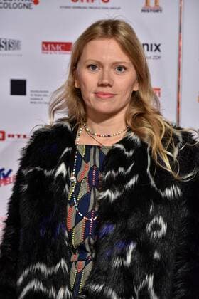 Die französische Regisseurin Lucie Borleteau posiert am 14.10.2016 in Köln auf dem roten Teppich beim International Film Award NRW im Rahmen des Film Festival Cologne. (vormals: Cologne Conference) ein internationales Film- und Fernsehfestival in Köln.