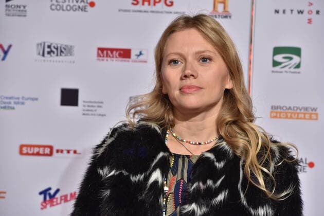 Die französische Regisseurin Lucie Borleteau posiert am 14.10.2016 in Köln auf dem roten Teppich beim International Film Award NRW im Rahmen des Film Festival Cologne. (vormals: Cologne Conference) ein internationales Film- und Fernsehfestival in Köln.