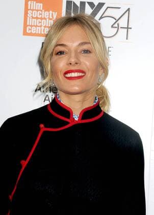 Sienna Miller arrives on the red carpet the 54th New York Film Festival closing night screening of The Lost City Of Z at Alice Tully Hall, Lincoln Center on October 15, 2016 in New York City.  NYP20161015307 DENNISxVANxTINE