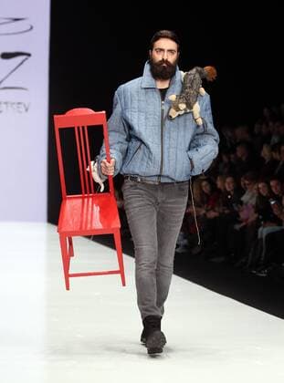MOSCOW, RUSSIA - OCTOBER 16, 2016: A model showcases creations during a runway show for the Spring Summer 2017 collection by Russian fashion designer Yegor Zaitsev at the Mercedes-Benz Fashion Week Russia in the Manege Central Exhibition Hall. Vyacheslav Prokofyev TASS  TS034AD1