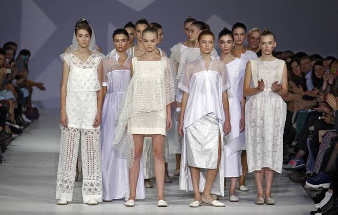 October 16, 2016 - Kiev, Ukraine - Models present a creation by Ukrainian designer LUDMILA KISLENKO, during the Ukrainian Fashion Week in Kiev, Ukraine,on 16 October,2016. The fashion event presents Spring Summer 2017 collections by Ukrainian and International designers,from 12 to 18 October. Kiev Ukraine - ZUMAg194