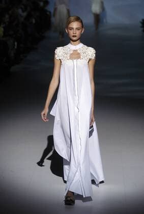 October 16, 2016 - Kiev, Ukraine - A model presents a creation by Ukrainian designer OLENA DATS, during the Ukrainian Fashion Week in Kiev, Ukraine,on 16 October,2016. The fashion event presents Spring Summer 2017 collections by Ukrainian and International designers,from 12 to 18 October. Kiev Ukraine - ZUMAg194
