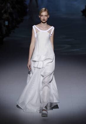 October 16, 2016 - Kiev, Ukraine - A model presents a creation by Ukrainian designer OLENA DATS, during the Ukrainian Fashion Week in Kiev, Ukraine,on 16 October,2016. The fashion event presents Spring Summer 2017 collections by Ukrainian and International designers,from 12 to 18 October. Kiev Ukraine - ZUMAg194