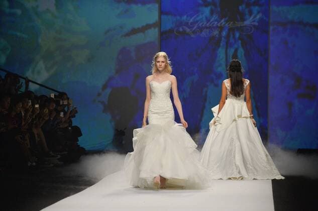 Models present creations by the brand Galatea during the Shanghai Fashion Week in Shanghai, east China, Oct. 16, 2016. ) (wf) CHINA-SHANGHAI-FASHION WEEK (CN) GuoxChangyao 