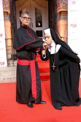 Rolf Scheider und Julian F.M. Stoeckel bei der Galapremiere des Musicals Sister Act im Stage Theater des Westens. Berlin, 16.10.2016 Foto:xA.xBuggex xFuturexImage