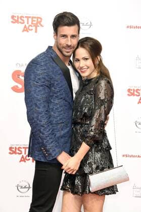 Leonard Freier und Angelina Heger bei der Galapremiere des Musicals Sister Act im Stage Theater des Westens. Berlin, 16.10.2016 Foto:xF.xKernx xFuturexImage
