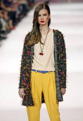 October 16, 2016 - Kiev, Ukraine - A model presents a creation by PTAKmoda of Polish designer Ewa Minge,during Ukrainian Fashion Week ,at Mystetskyi Arsenal in Kiev, Ukraine,16 October,2016. The event presents Spring Summer - 2017 collections by Ukrainian and International designers from 12 to 18 October. Kiev Ukraine  - ZUMAn230