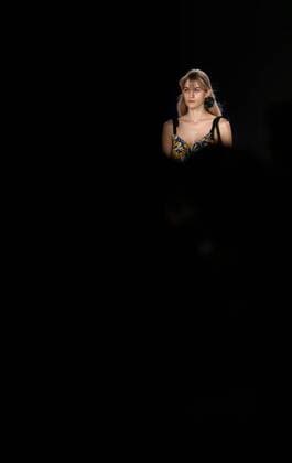 October 15, 2016 - Budapest, Hungary - A model displays a creation by Hungarian designer oÂeron at Mercedes-Benz Fashion Week Central Europe on Oct 15, 2016 at VoÂ¡rkert BazoÂ¡r in Budapest, Hungary. Budapest Hungary  - ZUMAn230