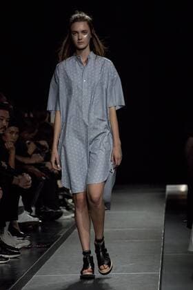 Tokio Fashion Week - Ujoh Modenschau October 17, 2016 - Tokyo, Tokyo, Japan - A model walks the runway during the Ujoh show as part of Fashion Week Tokyo Spring Summer 2017. Tokyo Japan - ZUMAc166