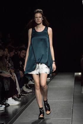 Tokio Fashion Week - Ujoh Modenschau October 17, 2016 - Tokyo, Tokyo, Japan - A model walks the runway during the Ujoh show as part of Fashion Week Tokyo Spring Summer 2017. Tokyo Japan - ZUMAc166