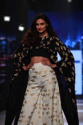 NEW DELHI, INDIA - OCTOBER 15: Bollywood Actress Athiya Shetty showcases the creation of designer Masaba Gupta during Amazon India Fashion Week Spring-Summer 17 at NSIC Exhibition Complex on October 15, 2016 in New Delhi, India. (Photo by Amal Ks Hindustan Times) Amazon India Fashion Week Spring Summer 2017