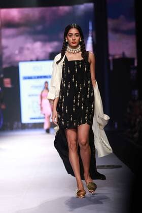 NEW DELHI, INDIA - OCTOBER 15: A model showcases the creation of designer Masaba Gupta during Amazon India Fashion Week Spring-Summer 17 at NSIC Exhibition Complex on October 15, 2016 in New Delhi, India. (Photo by Amal Ks Hindustan Times) Amazon India Fashion Week Spring Summer 2017