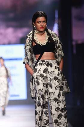 NEW DELHI, INDIA - OCTOBER 15: A model showcases the creation of designer Masaba Gupta during Amazon India Fashion Week Spring-Summer 17 at NSIC Exhibition Complex on October 15, 2016 in New Delhi, India. (Photo by Amal Ks Hindustan Times) Amazon India Fashion Week Spring Summer 2017