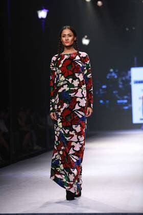 NEW DELHI, INDIA - OCTOBER 15: A model showcases the creation of designer Masaba Gupta during Amazon India Fashion Week Spring-Summer 17 at NSIC Exhibition Complex on October 15, 2016 in New Delhi, India. (Photo by Amal Ks Hindustan Times) Amazon India Fashion Week Spring Summer 2017