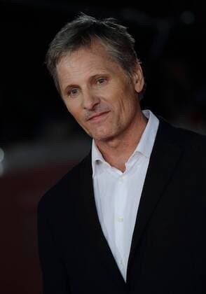 Filmfest in Rom - Captain Fantastic Filmpremiere Otober 17, 2016 - Rome, Italy - British actor VIGGO MORTENSEN on the red capet of Captain Fantastic during the ROme Film Festival 2016. Rome Italy - ZUMAi15_