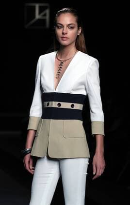 October 17, 2016, Tokyo, Japan - A model displays a creation of Japanese designer Tae Ashida at her spring and summer collection in Tokyo as a part of Japan Fashion Week on Monday, October 17, 2016. Tae Ashida celebrated her 25th anniversary collection.  (lwxa005432)