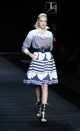 October 17, 2016, Tokyo, Japan - A model displays a creation of Japanese designer Tae Ashida at her spring and summer collection in Tokyo as a part of Japan Fashion Week on Monday, October 17, 2016. Tae Ashida celebrated her 25th anniversary collection.  (lwxa005433)