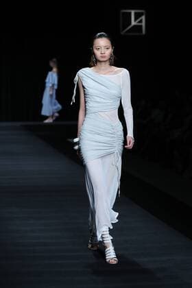 October 17, 2016, Tokyo, Japan - A model displays a creation of Japanese designer Tae Ashida at her spring and summer collection in Tokyo as a part of Japan Fashion Week on Monday, October 17, 2016. Tae Ashida celebrated her 25th anniversary collection.  (lwxa005434)