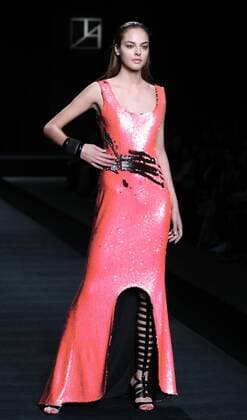 October 17, 2016, Tokyo, Japan - A model displays a creation of Japanese designer Tae Ashida at her spring and summer collection in Tokyo as a part of Japan Fashion Week on Monday, October 17, 2016. Tae Ashida celebrated her 25th anniversary collection.  (lwxa005448)