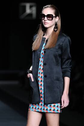 October 17, 2016, Tokyo, Japan - A model displays a creation of Japanese designer Tae Ashida at her spring and summer collection in Tokyo as a part of Japan Fashion Week on Monday, October 17, 2016. Tae Ashida celebrated her 25th anniversary collection.  (lwxa005449)