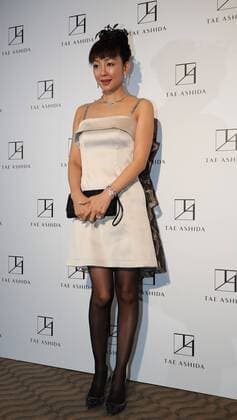 October 17, 2016, Tokyo, Japan - Japanese actress Uno Kanda poses for photo call at Japanese designer Tae Ashida s spring and summer collection in Tokyo as a part of Japan Fashion Week on Monday, October 17, 2016. Tae Ashida celebrated her 25th anniversary collection.  (lwxa005458)