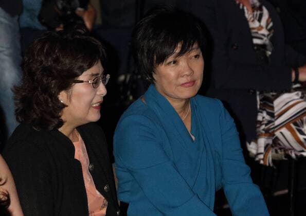 Akie Abe (R) and china Ambassadress attend Tae Ashida Fashion Show 2017 S S Amazon Fashion Week Tokyo at Tokyo Japan on 17 Oct 2016.  (peda003232)