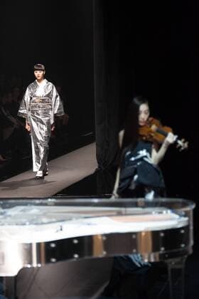 Japanese rock star Yoshiki of band X-Japan presents his Yoshikikimono 2017 Spring Summer Collection at the Amazon Fashion Week Tokyo. Yoshiki played piano and drums as models paraded in his modern kimono designs. The show ended with a rain shower above the drum stand drenching Yoshiki and the models. (Photos by Michael Steinebach AFLO)  (qdm_Yoshikimono_Amazon_Fashion_Week_Tokyo_2017_SS_009)