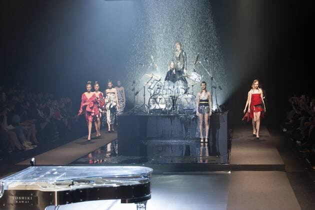 Japanese rock star Yoshiki of band X-Japan presents his Yoshikikimono 2017 Spring Summer Collection at the Amazon Fashion Week Tokyo. Yoshiki played piano and drums as models paraded in his modern kimono designs. The show ended with a rain shower above the drum stand drenching Yoshiki and the models. (Photos by Michael Steinebach AFLO)  (qdm_Yoshikimono_Amazon_Fashion_Week_Tokyo_2017_SS_063)