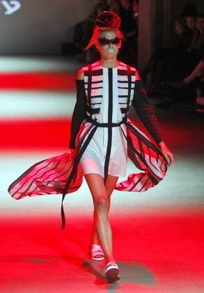 October 17, 2016 - Kiev, Ukraine - A model presents a creation by brand KIR-KHARTLEY of Ukrainian designer KIRILL HARITONTSEV, during the Ukrainian Fashion Week in Kiev, Ukraine,on 17 October,2016. The fashion event presents Spring Summer 2017 collections by Ukrainian and International designers,from 12 to 18 October. Kiev Ukraine - ZUMAg194