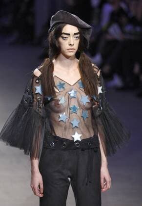 October 17, 2016 - Kiev, Ukraine - A model presents a creation by Ukrainian designer SOFIA ROUSINOVICH, during the Ukrainian Fashion Week in Kiev, Ukraine,on 17 October,2016. The fashion event presents Spring Summer 2017 collections by Ukrainian and International designers,from 12 to 18 October. Kiev Ukraine - ZUMAg194