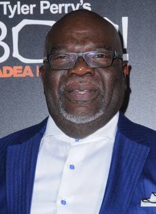 October 17, 2016 - Hollywood, CA, United States - 17 October 2016 - Hollywood, California. TD Jakes. Premiere Of Lionsgate s Boo! A Madea Halloween held at ArcLight Cinerama Dome. Photo Credit: AdMedia Hollywood United States - ZUMAa123